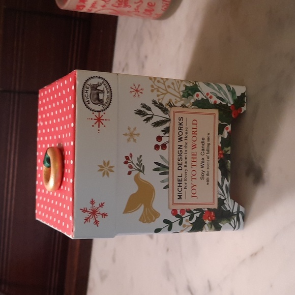 NWT. Michel Design Works Joy to the World Soy Candle in Decorative Box - Picture 3 of 13
